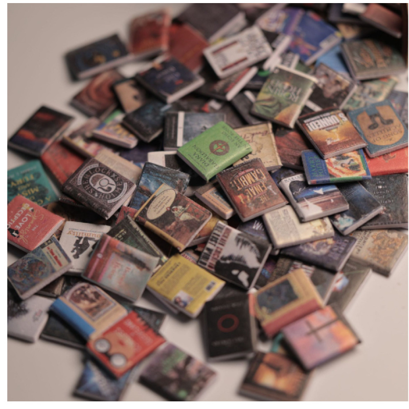 Miniature Library Bookshelf Desk Ornament โ photo 3
