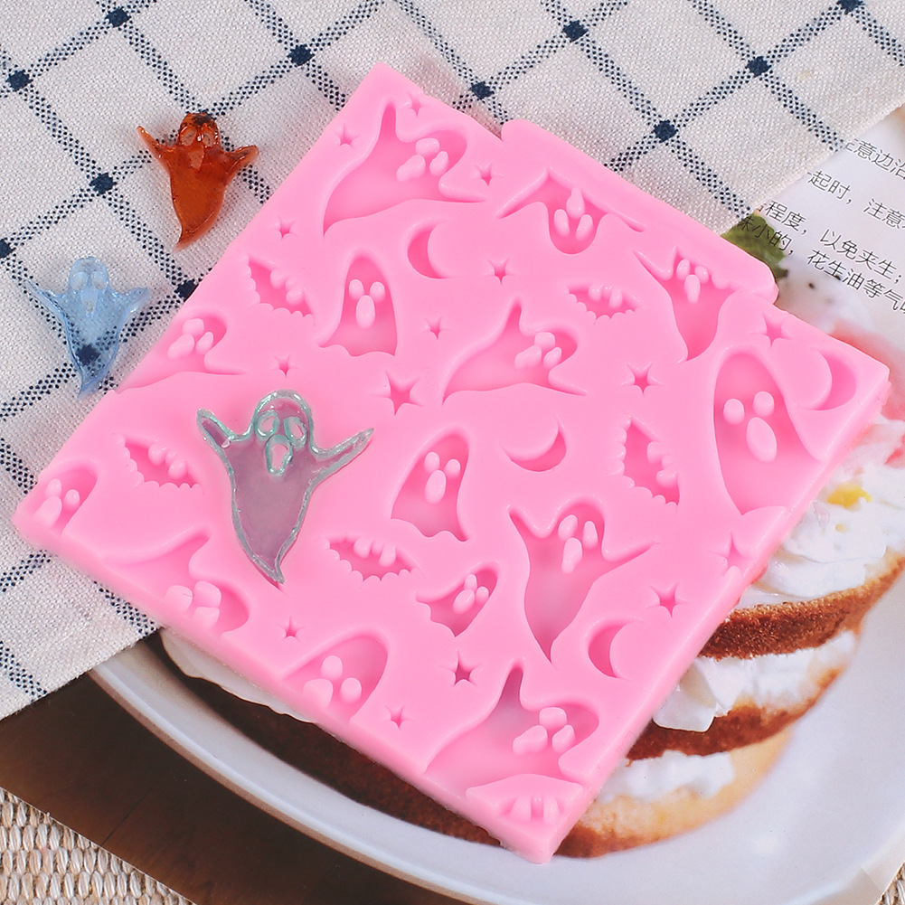 Halloween Ghost Silicone Baking Mold — photo 3