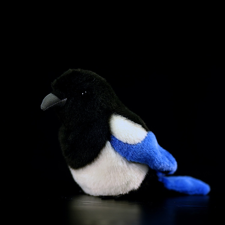 Lifelike Magpie Bird Plush