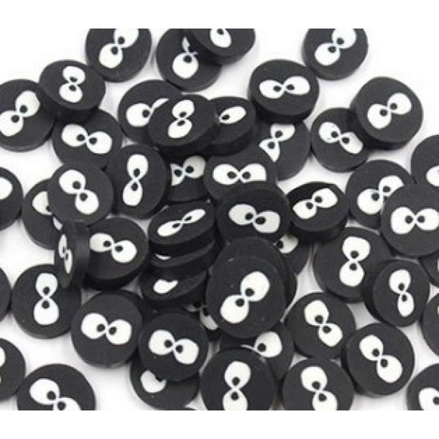 Googly-Eyed Face Clay Slices