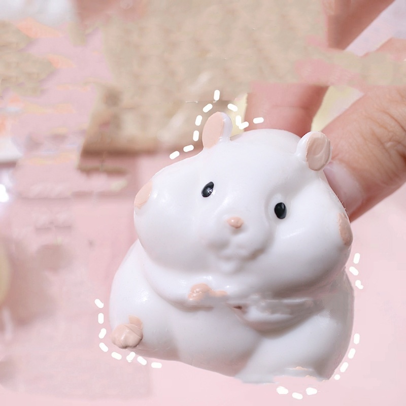 White Chubby Hamster Slow-Rise Squishy