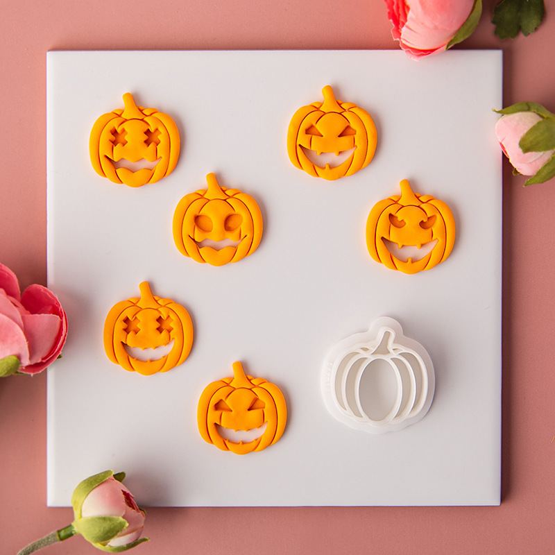 Jack-o'-Lantern Pumpkin Polymer Clay Cutter