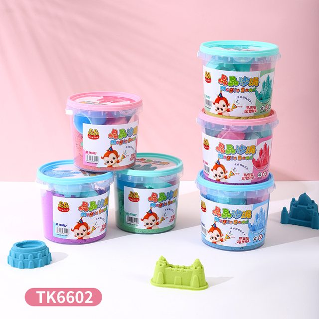Magic Play Sand Play Tub With Molds