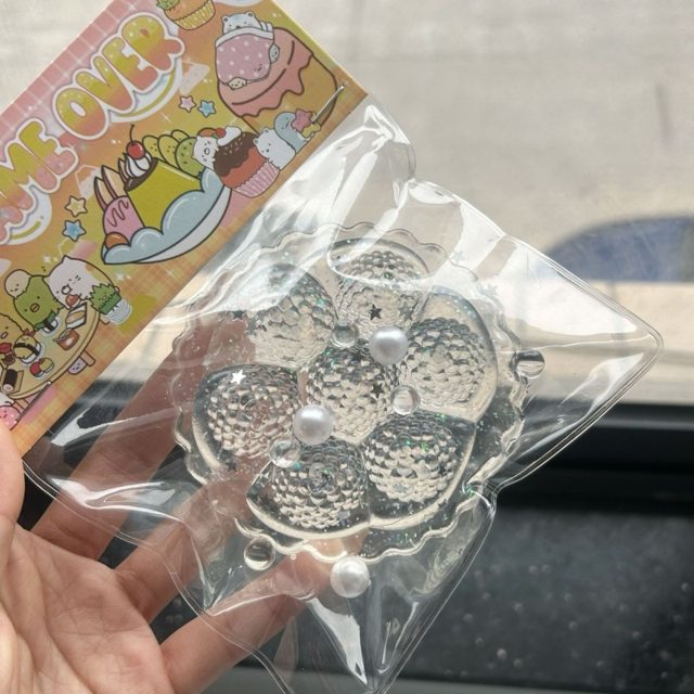 Clear Glitter Flower Squishy