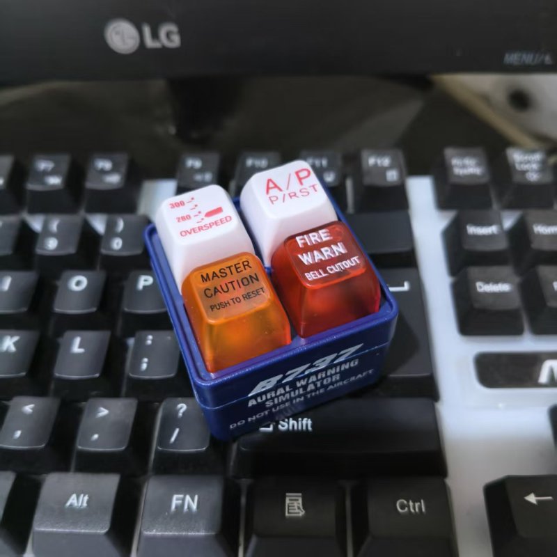 Mini Keycap Clicker Keychain Fidget โ photo 2